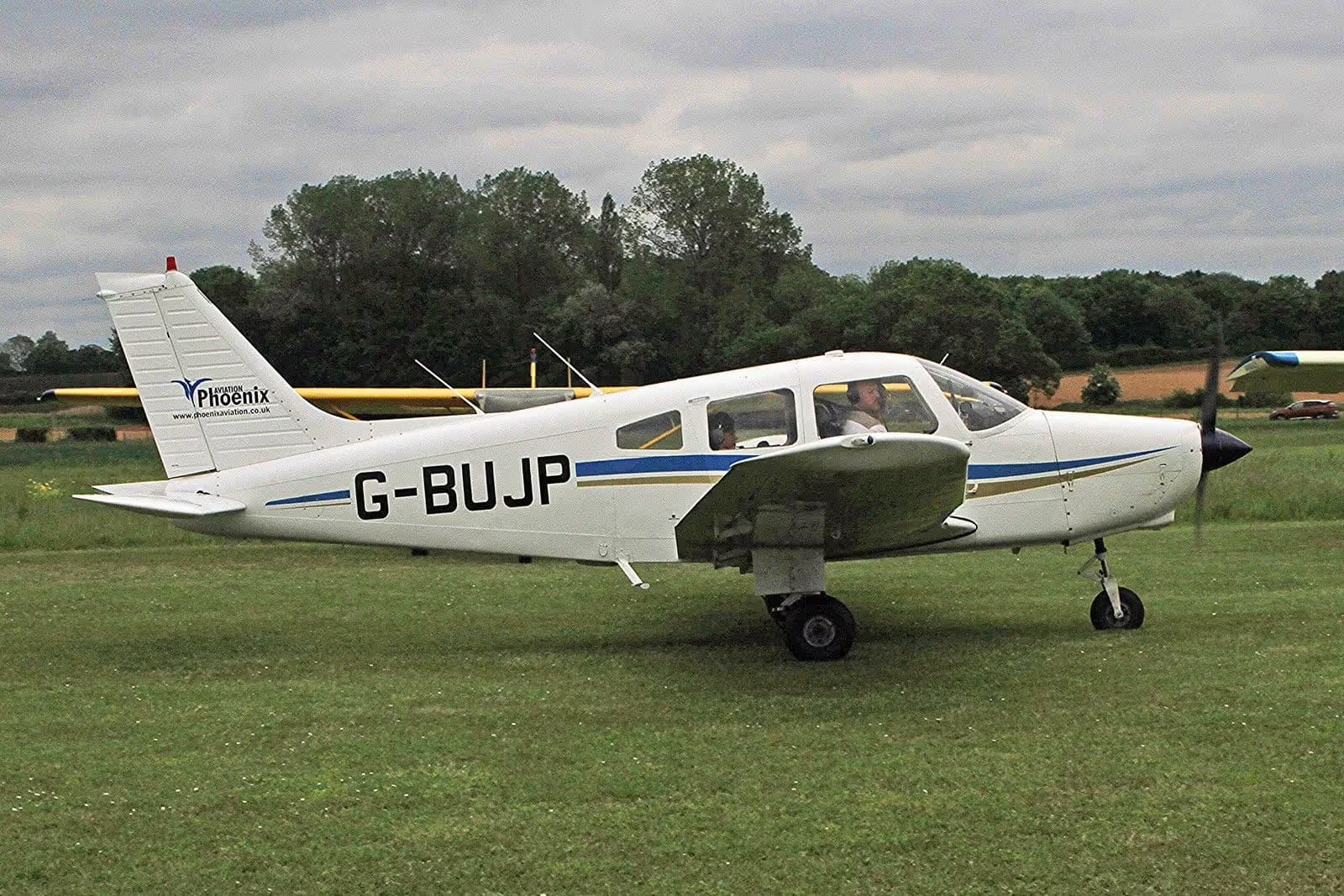 G-BUJP — Piper
