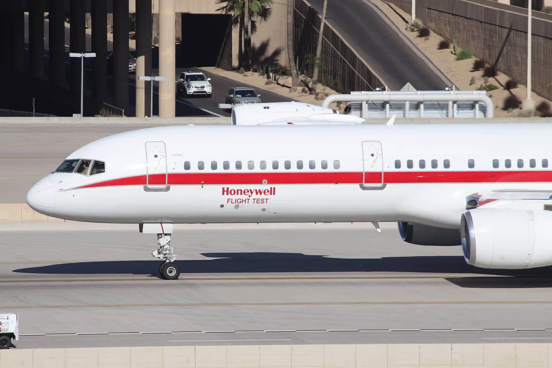 N757HW — Boeing