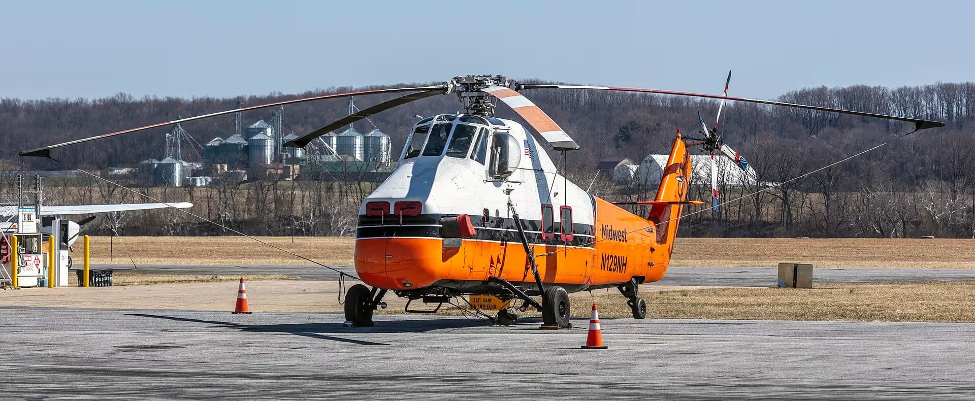 N129NH — Helicopter