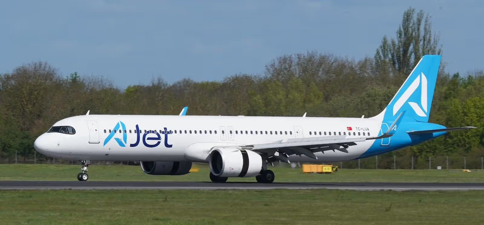 TC-LUA — Airbus