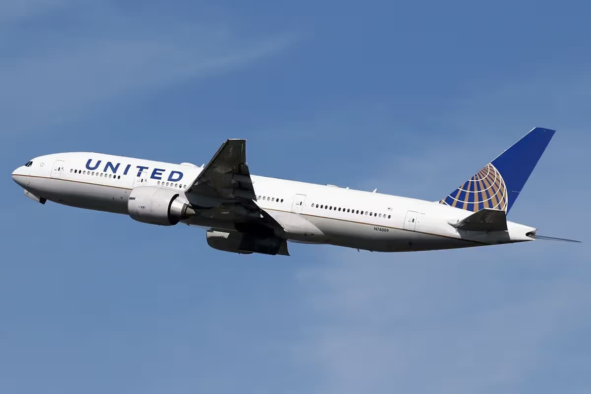 N78009 — Boeing