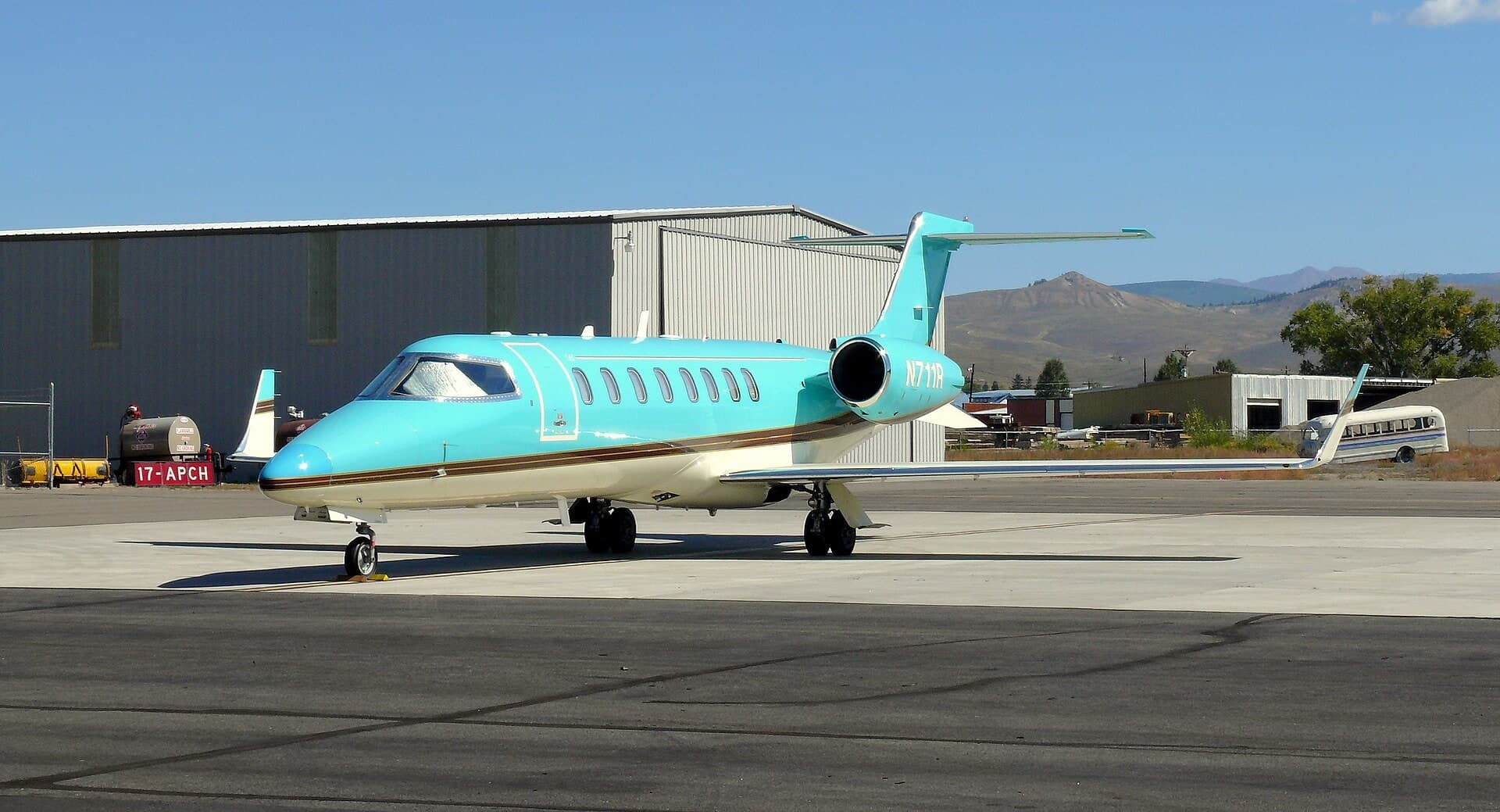 N711R — Business jet