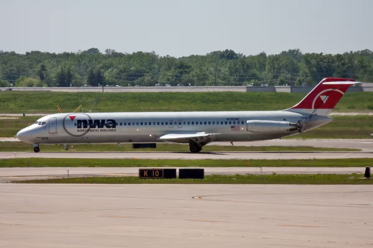 N765NC — Douglas