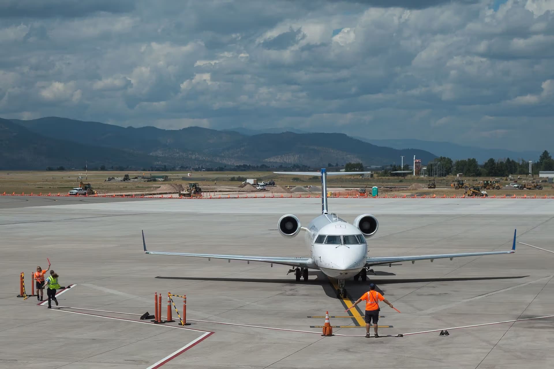 N701BR — Bombardier