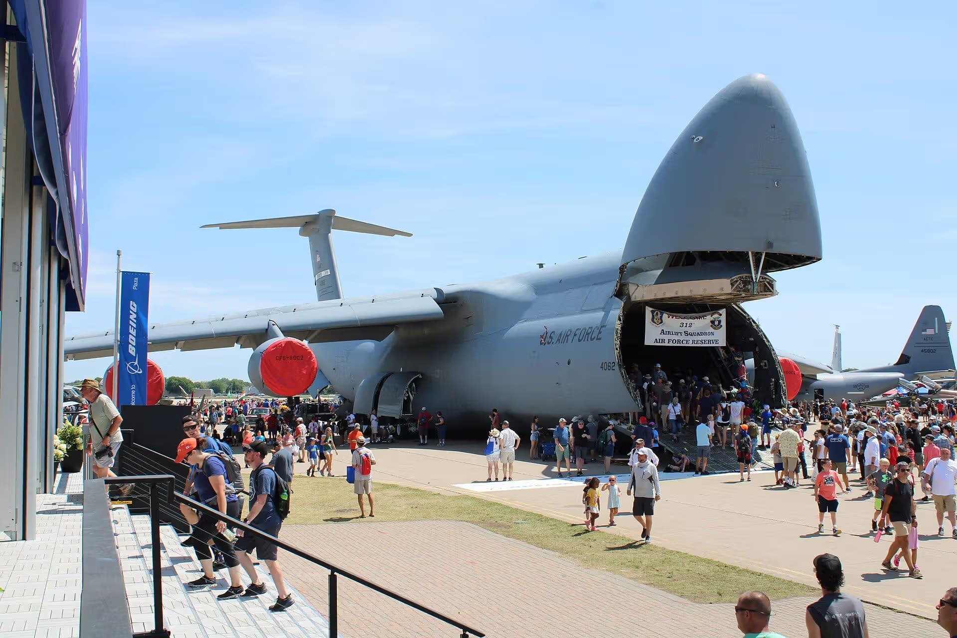 Unidentified — Lockheed