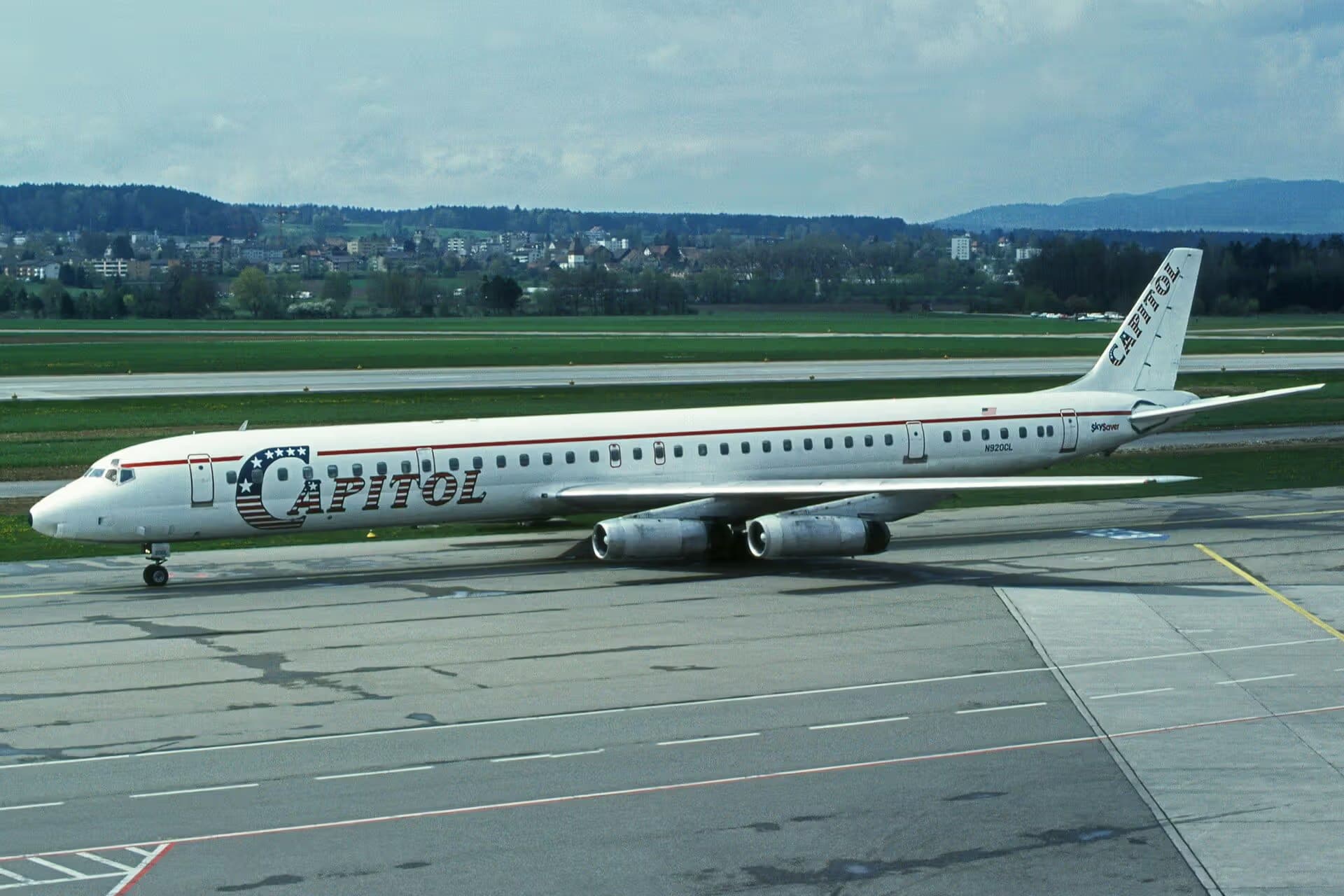 N920CL — Douglas