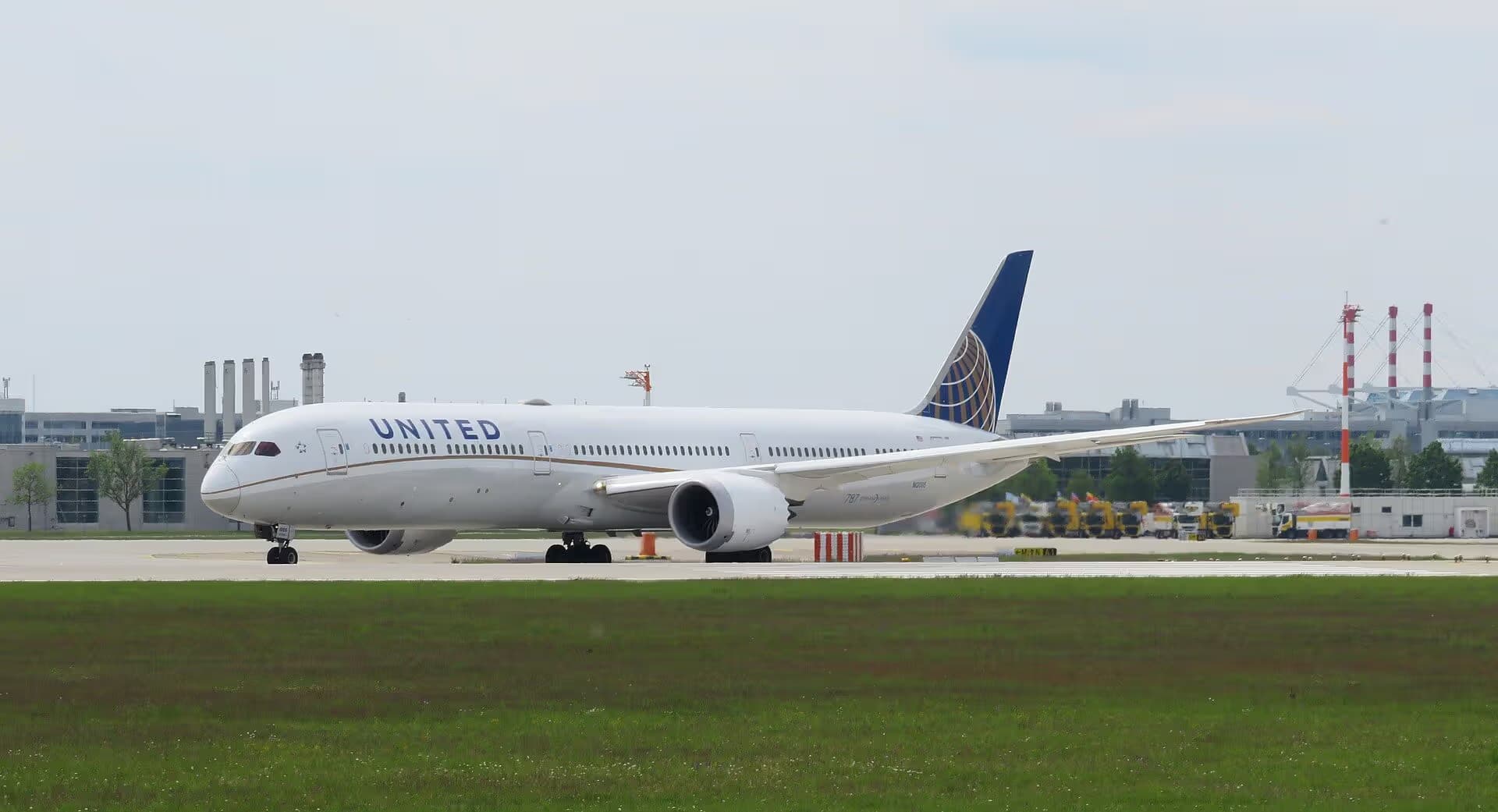 N12005 — Boeing at Munich Airport