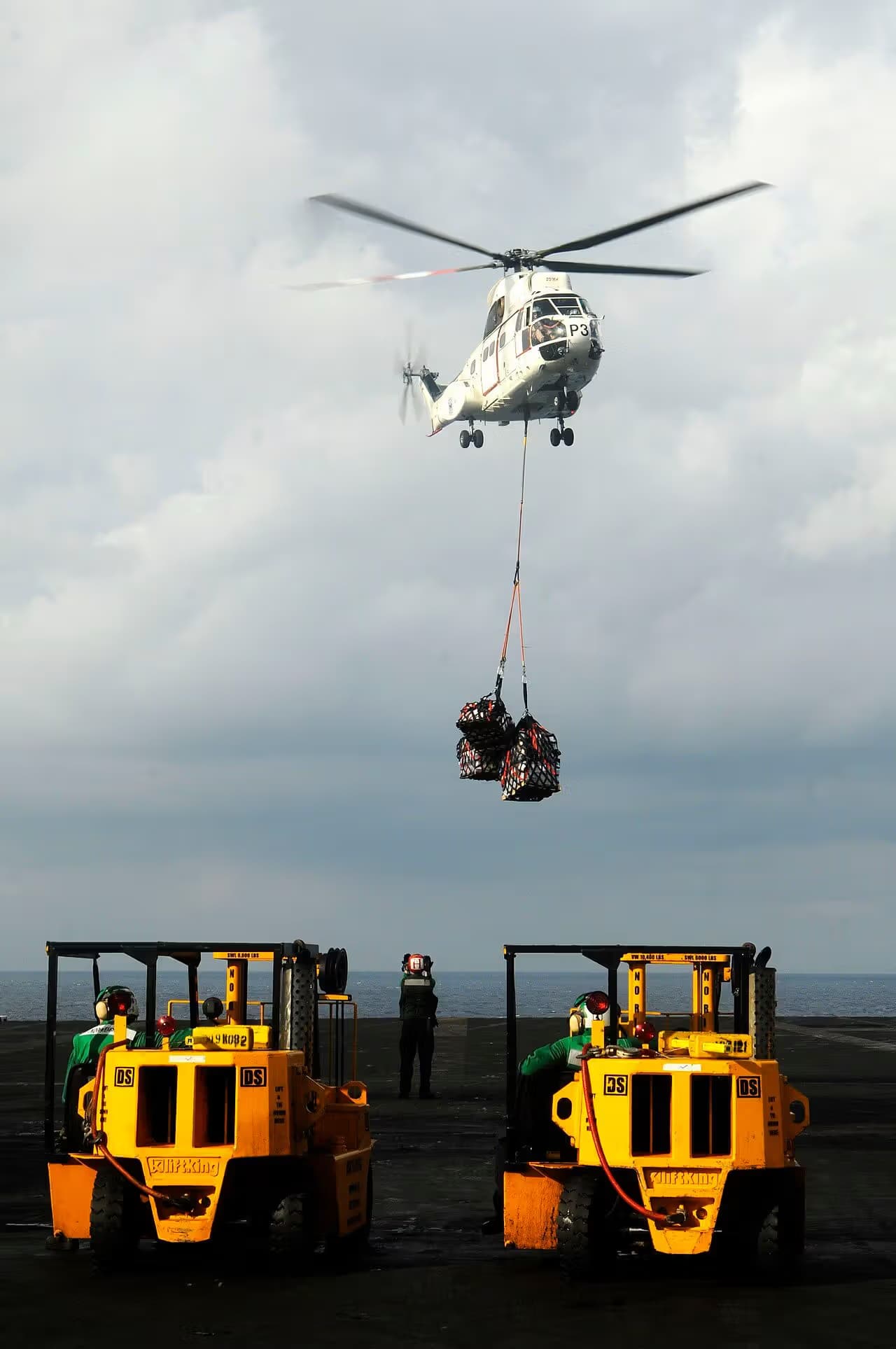 N10248 — Helicopter