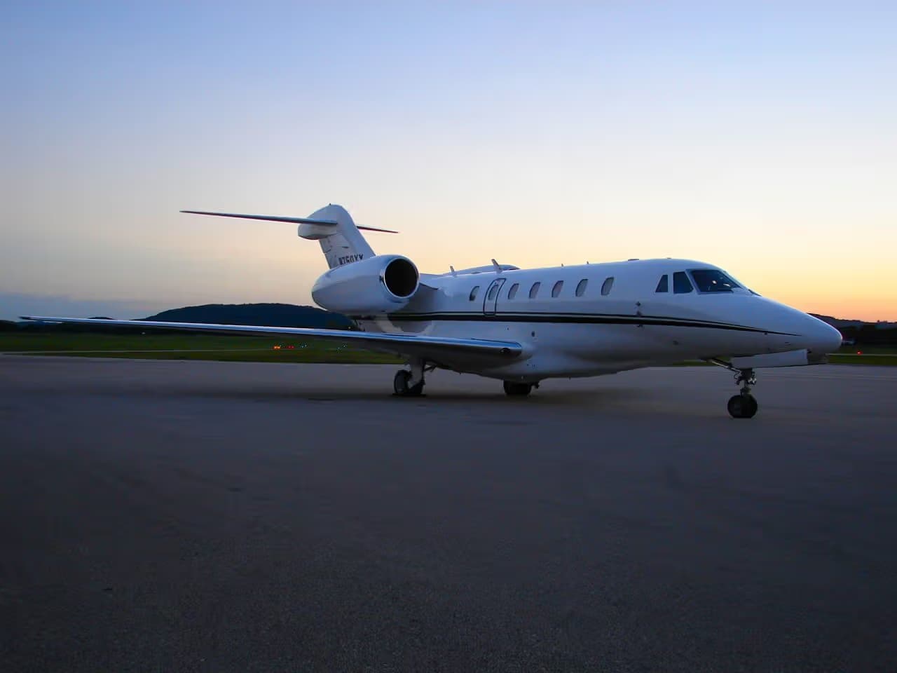 N750XX — Business jet