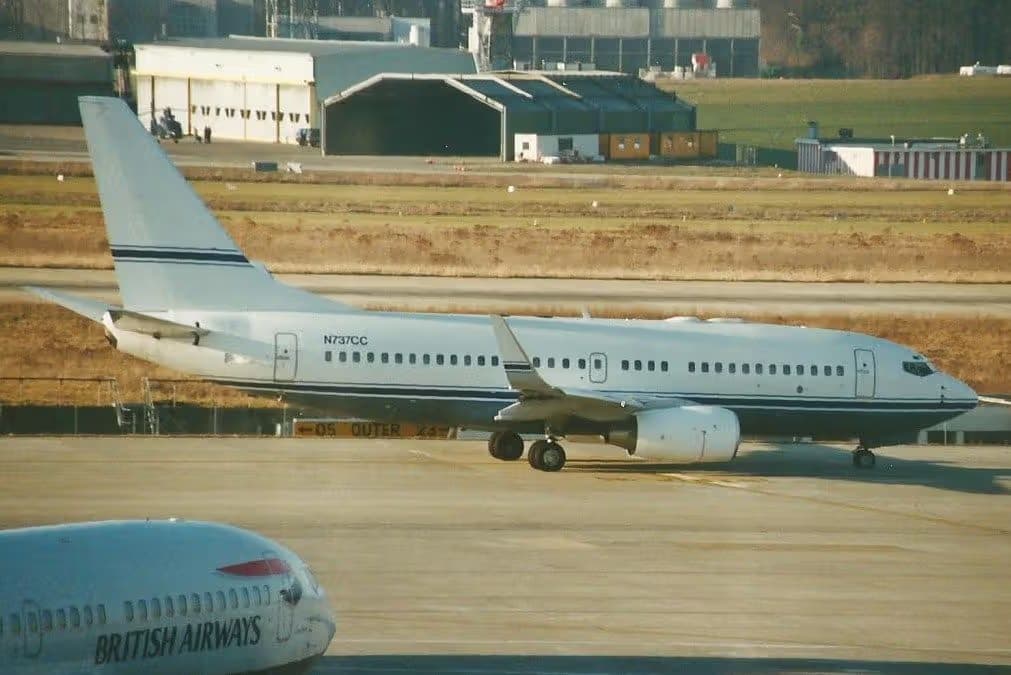 N737CC — Twin-engine aircraft