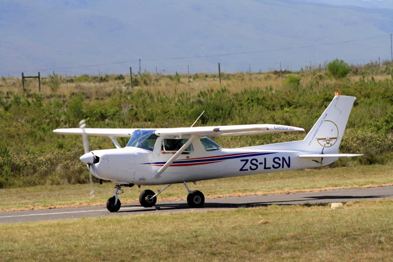 ZS-LSN — Cessna