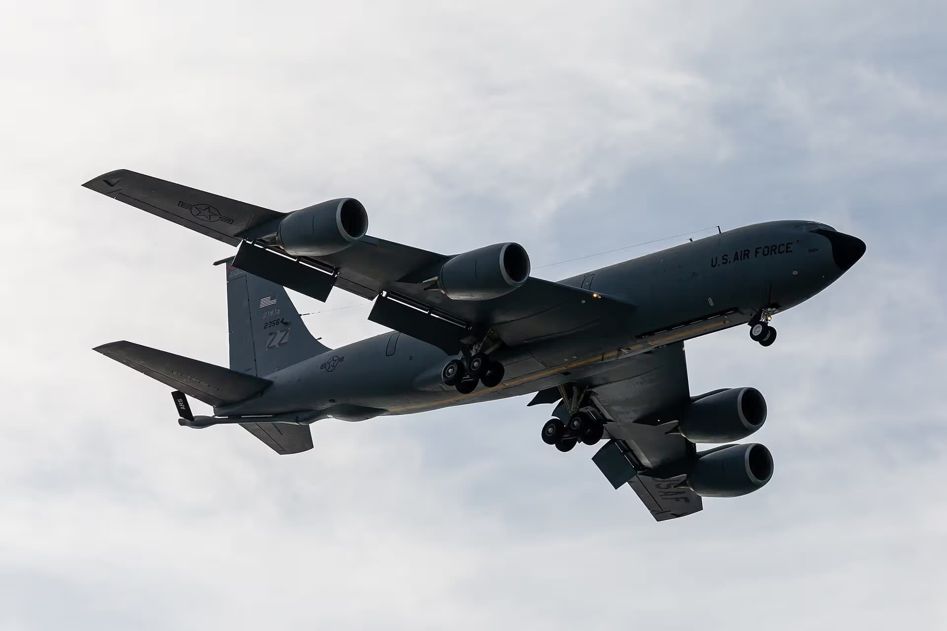 Unidentified — Boeing
