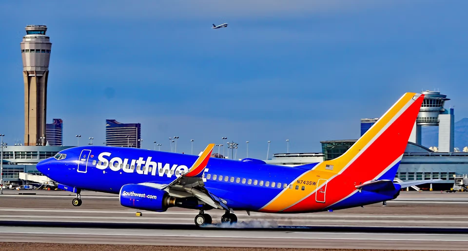 N743SW — Boeing