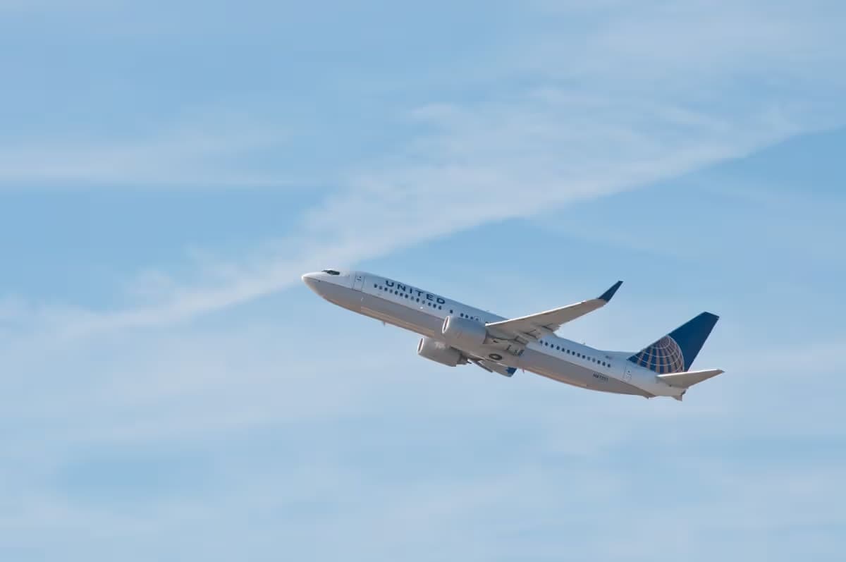 N87531 — Twin-engine aircraft