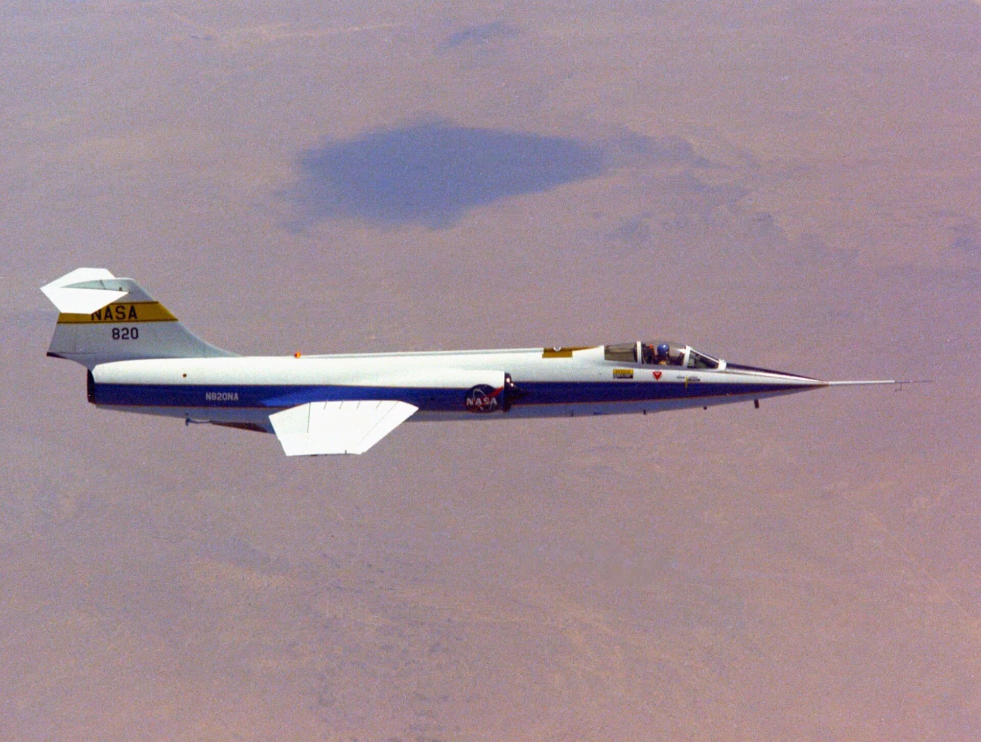 N820NA — Lockheed