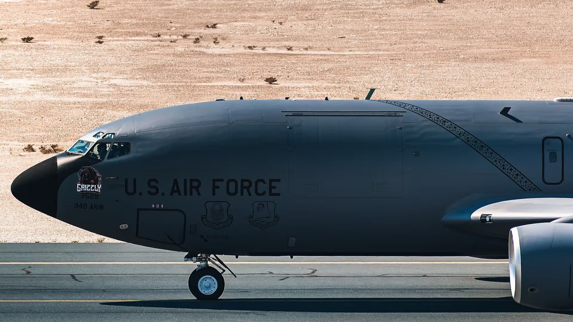 Unidentified — Boeing