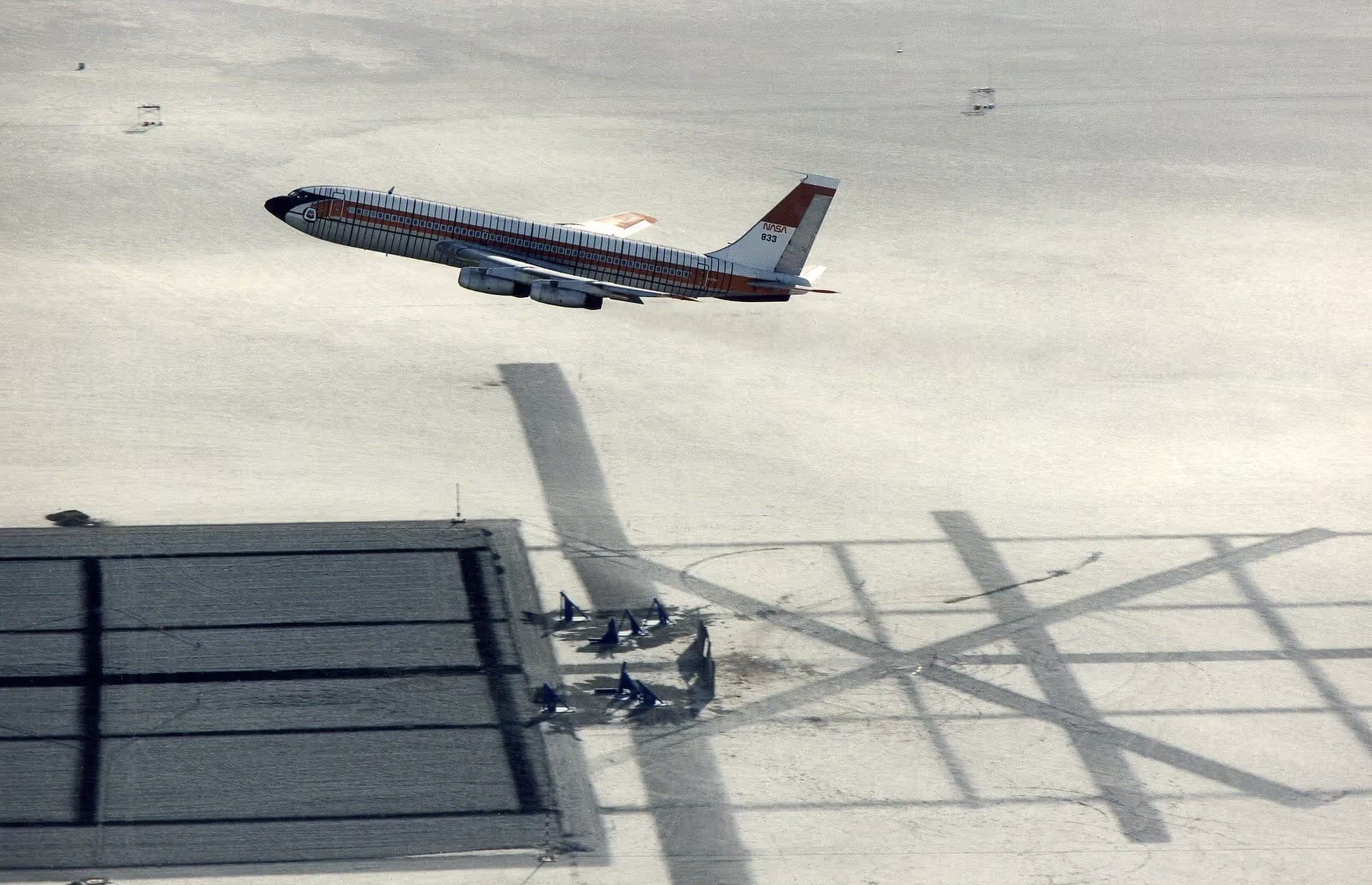Unidentified — Aircraft