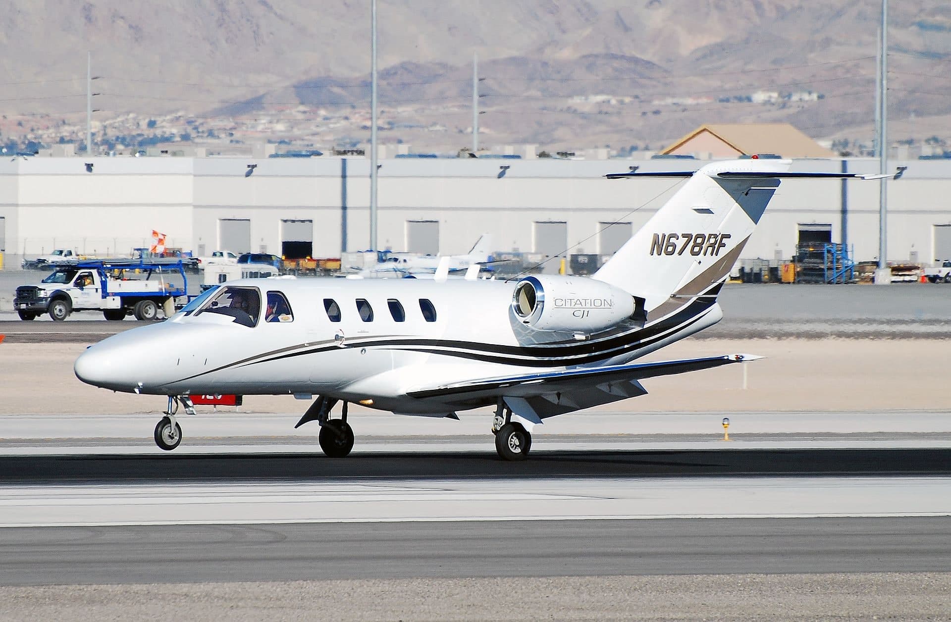 N678RF — Cessna