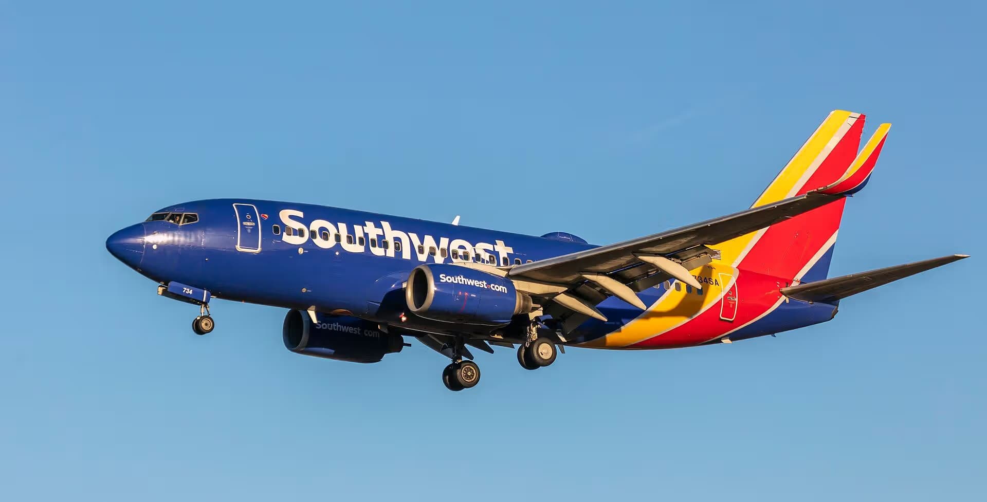 N734SA — Twin-engine aircraft