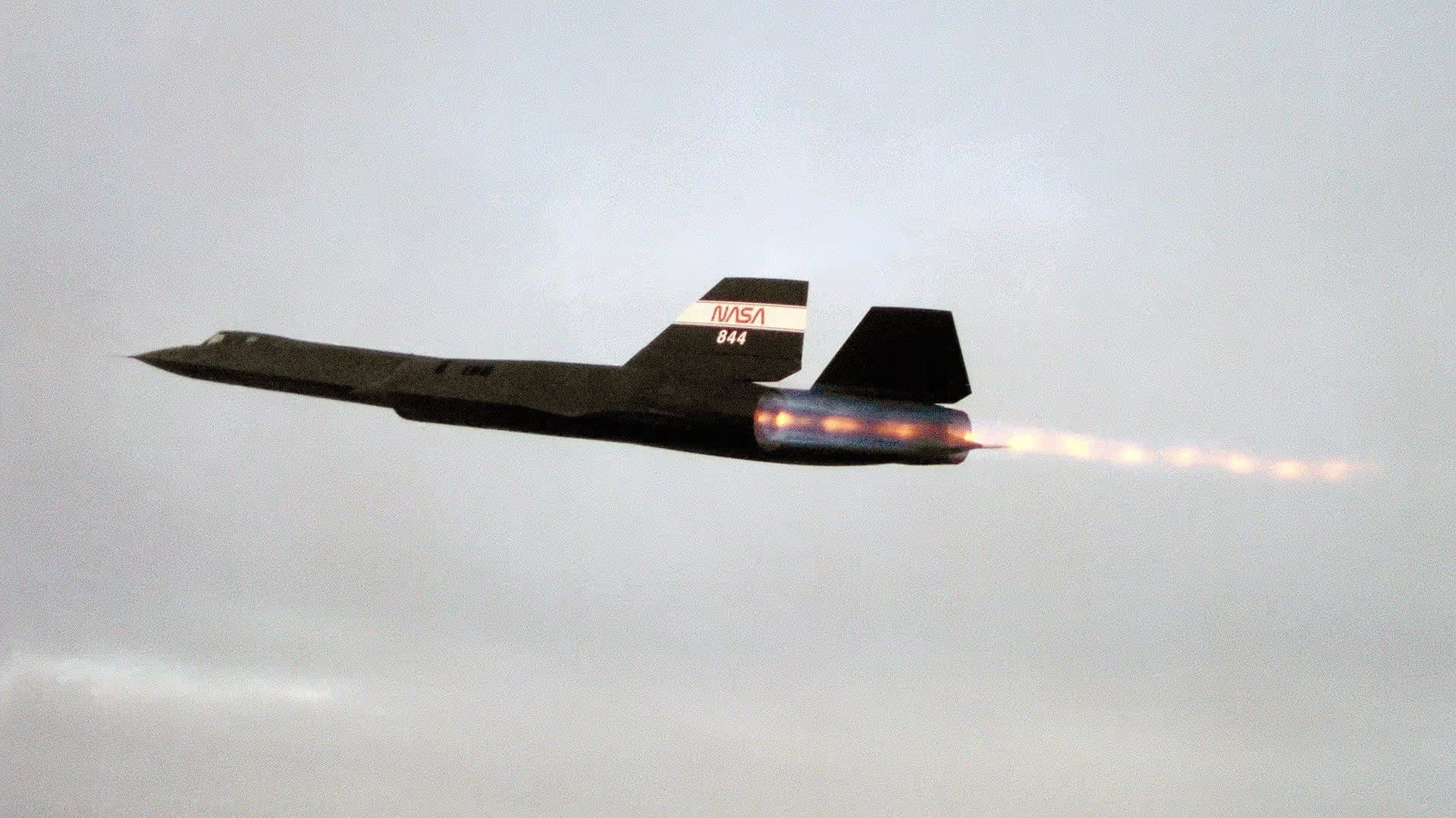 Unidentified — Lockheed