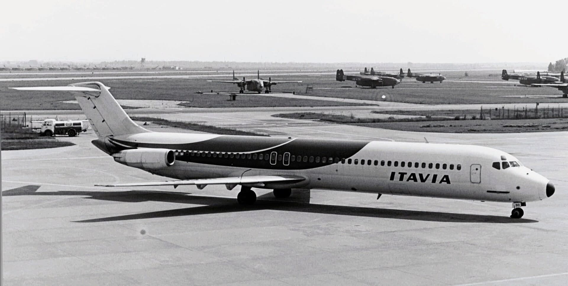 N809HA — Douglas