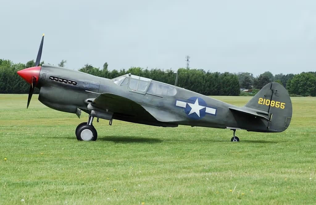 Unidentified — Single-engine aircraft