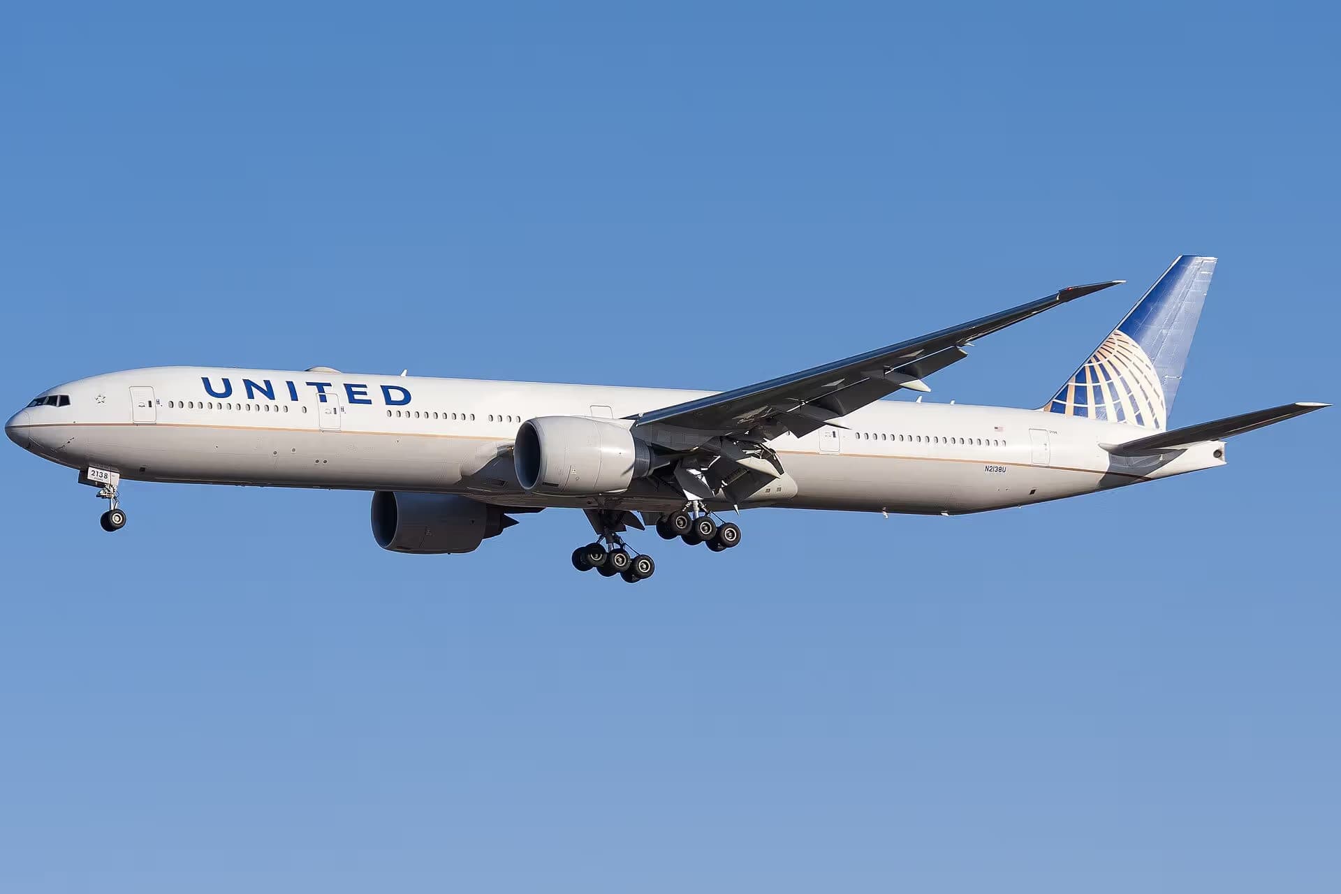 N2138U — Boeing