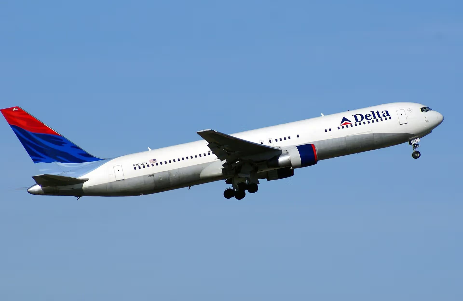 N198DN — Boeing