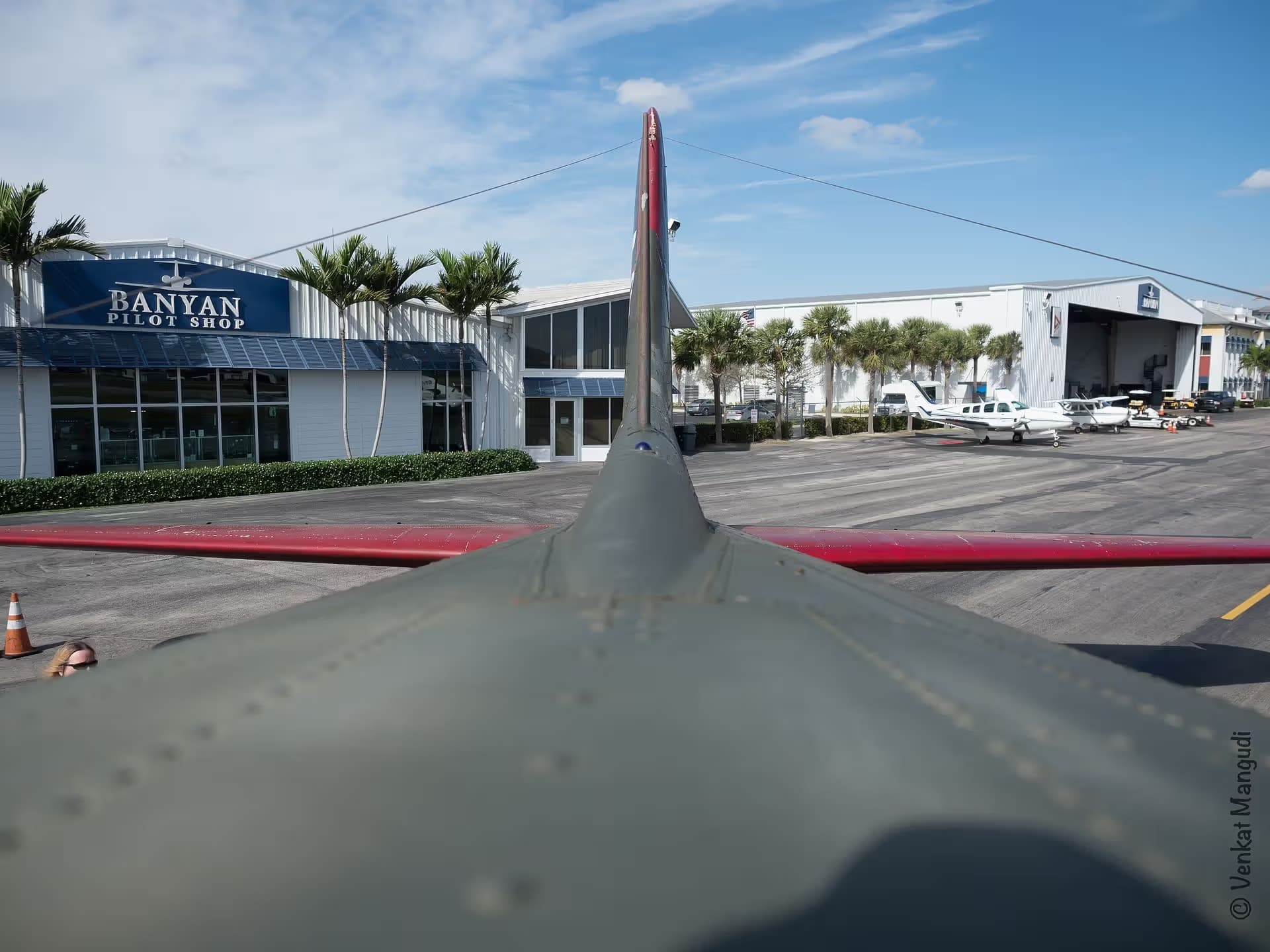 Unidentified — Aircraft