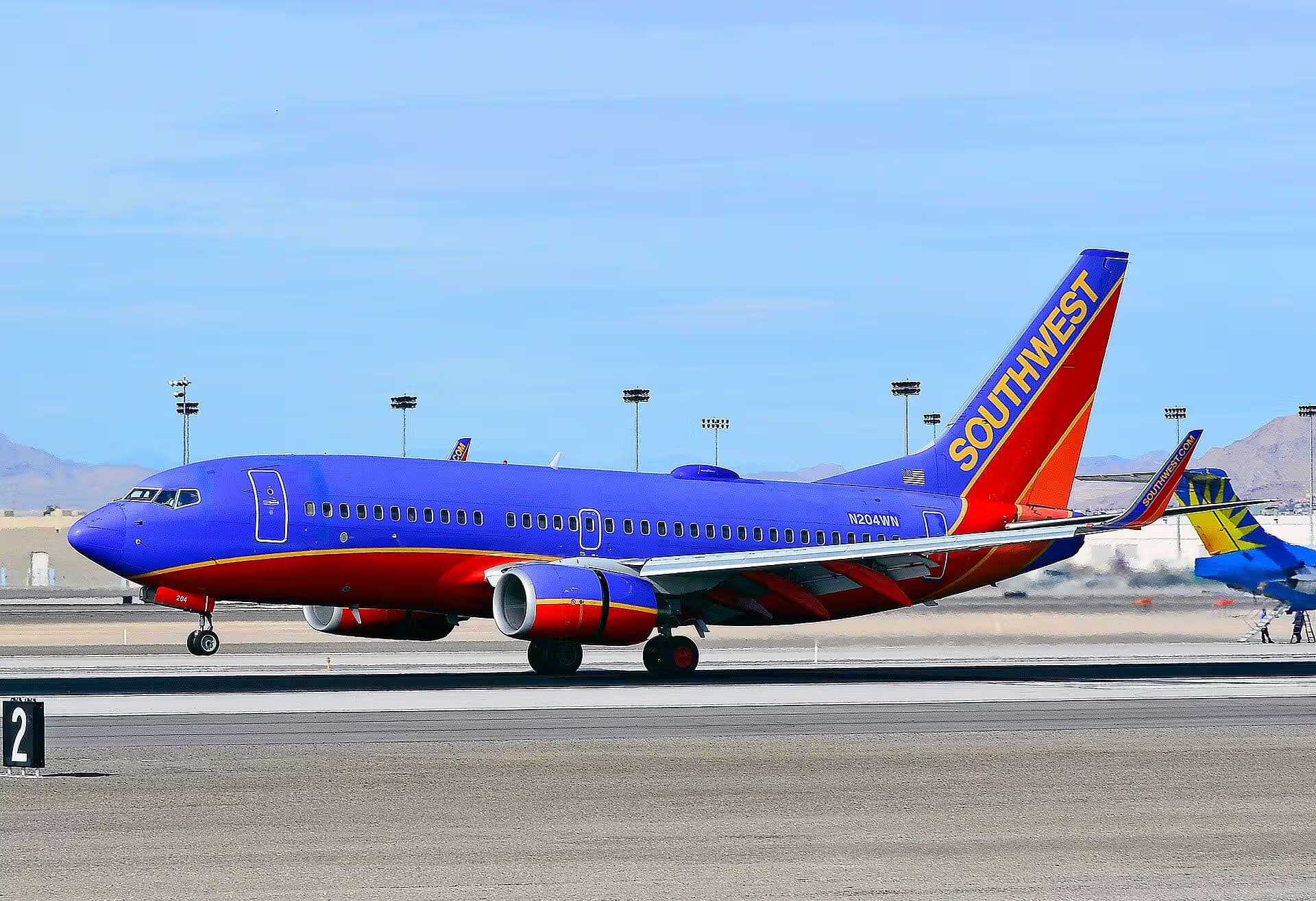 N204WN — Boeing