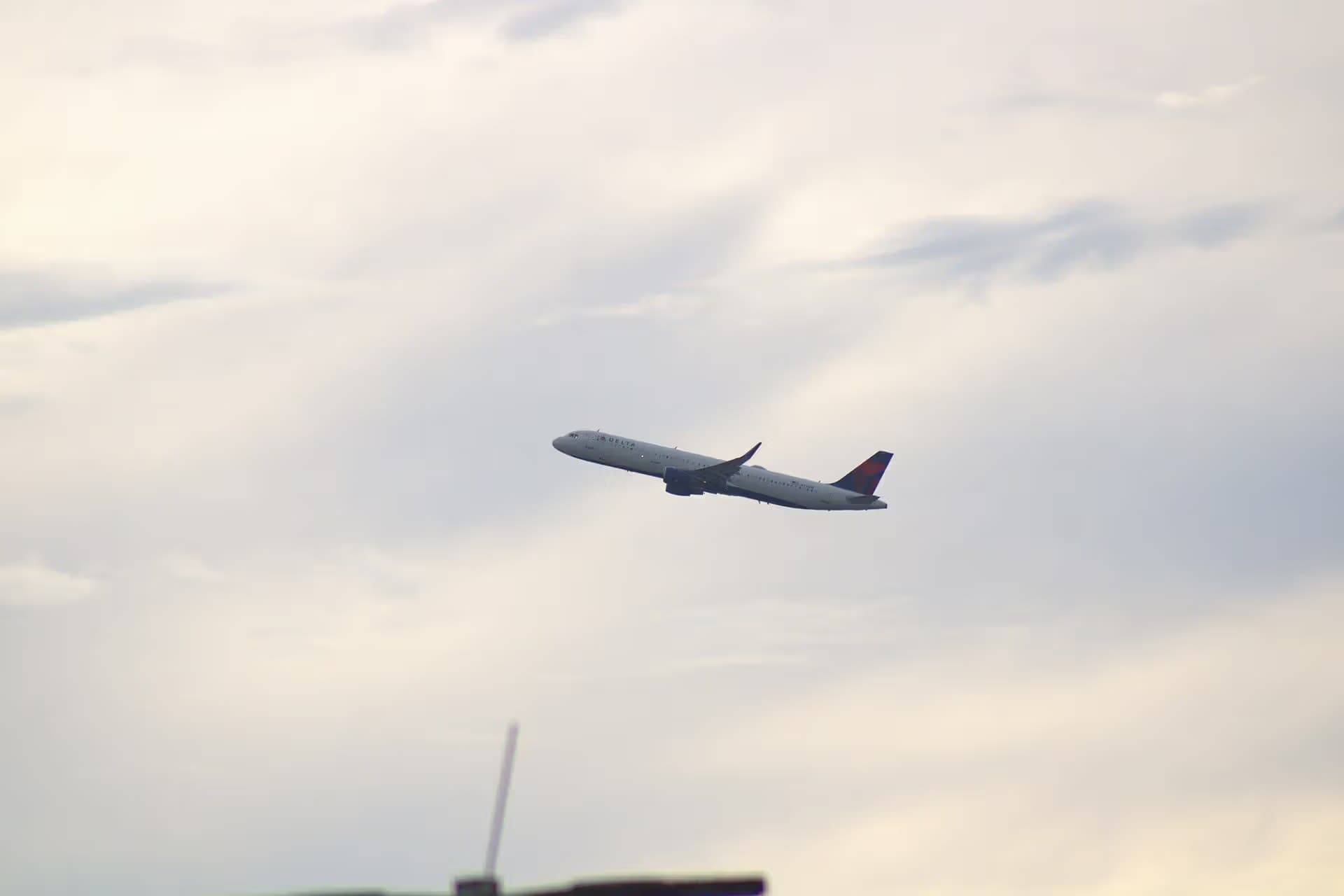 N348DN — Airbus