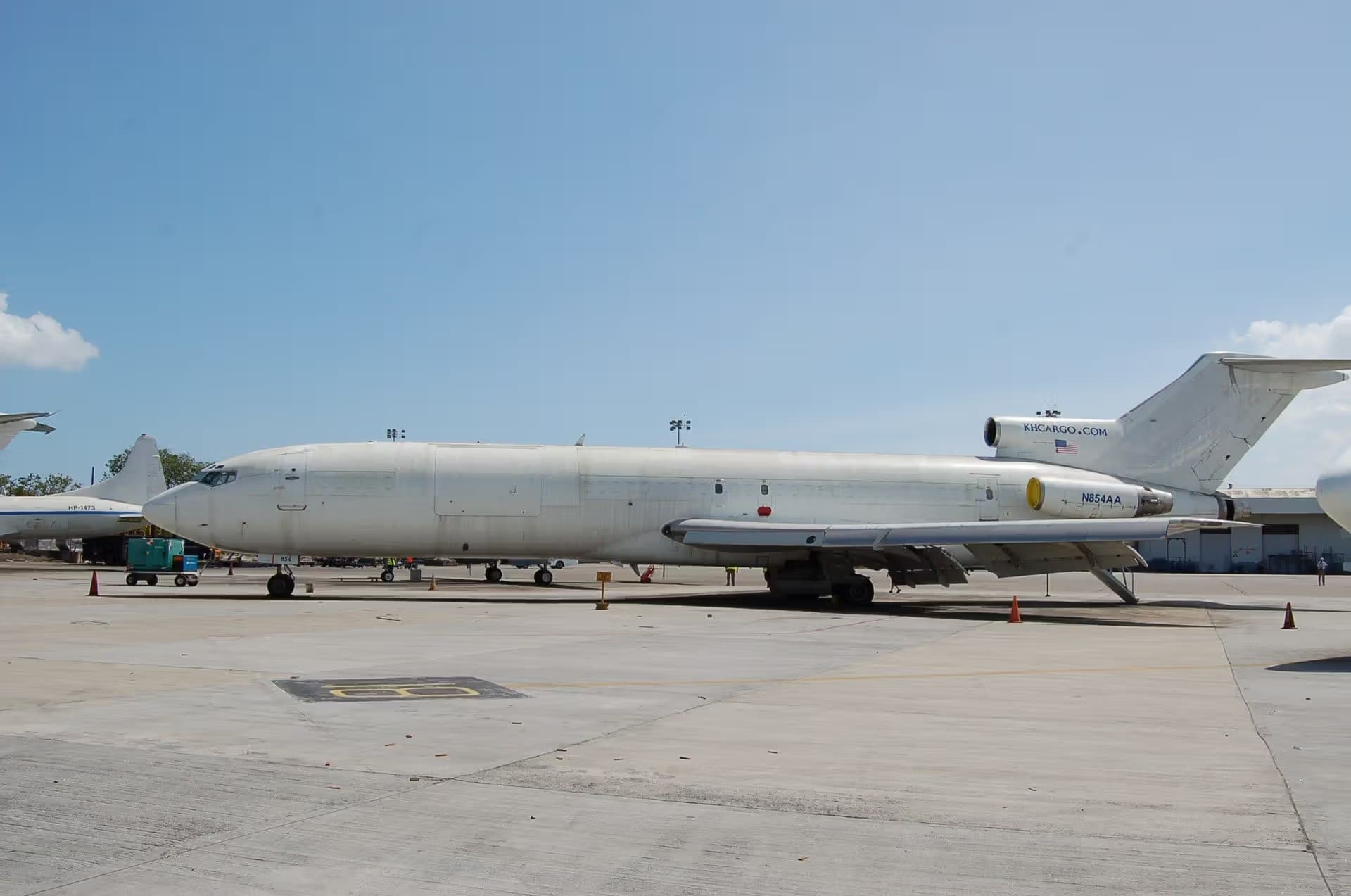 N854AA — Aircraft