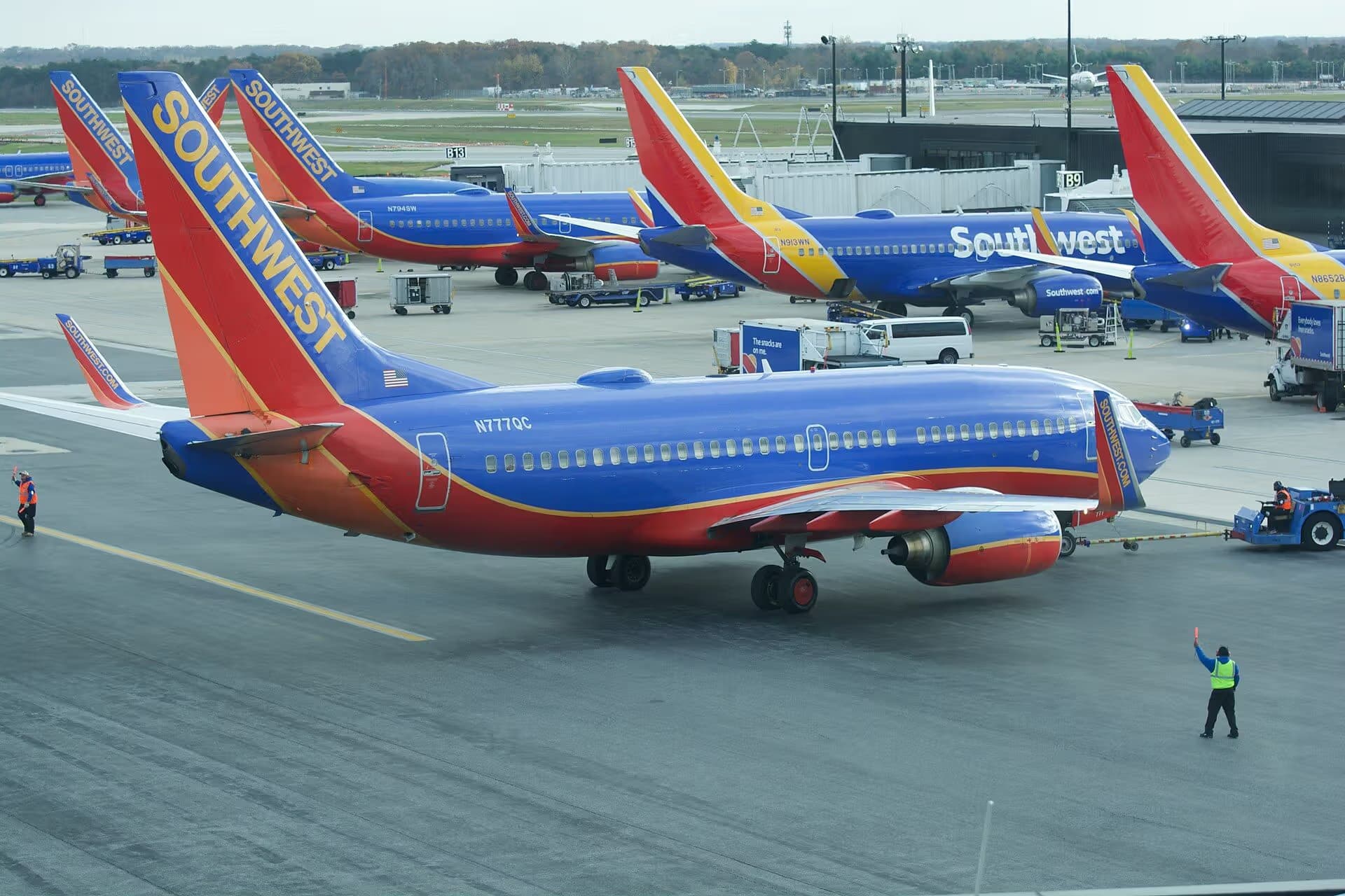 N777QC — Boeing