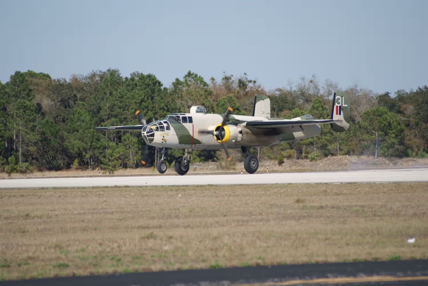 Unidentified — Twin-engine aircraft