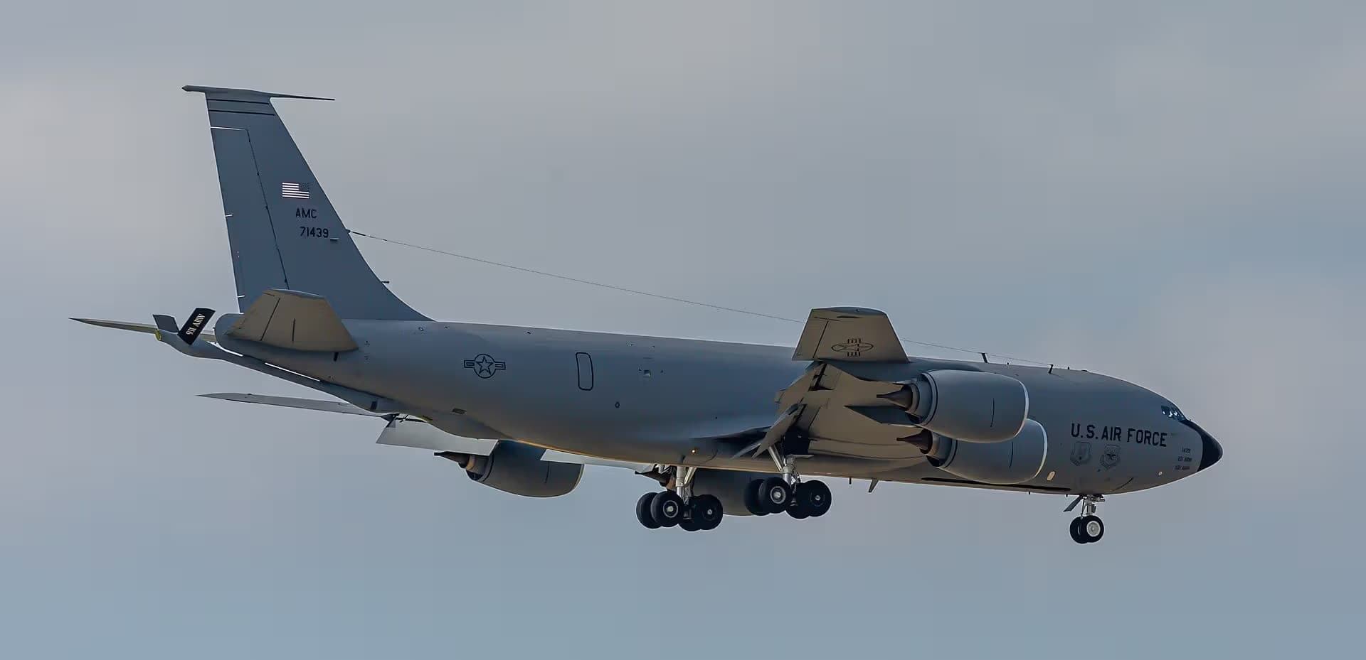 Unidentified — Boeing