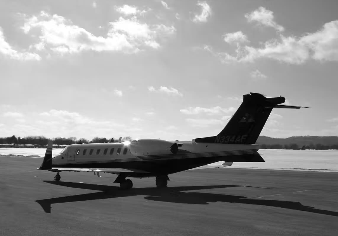 N334AF — Business jet