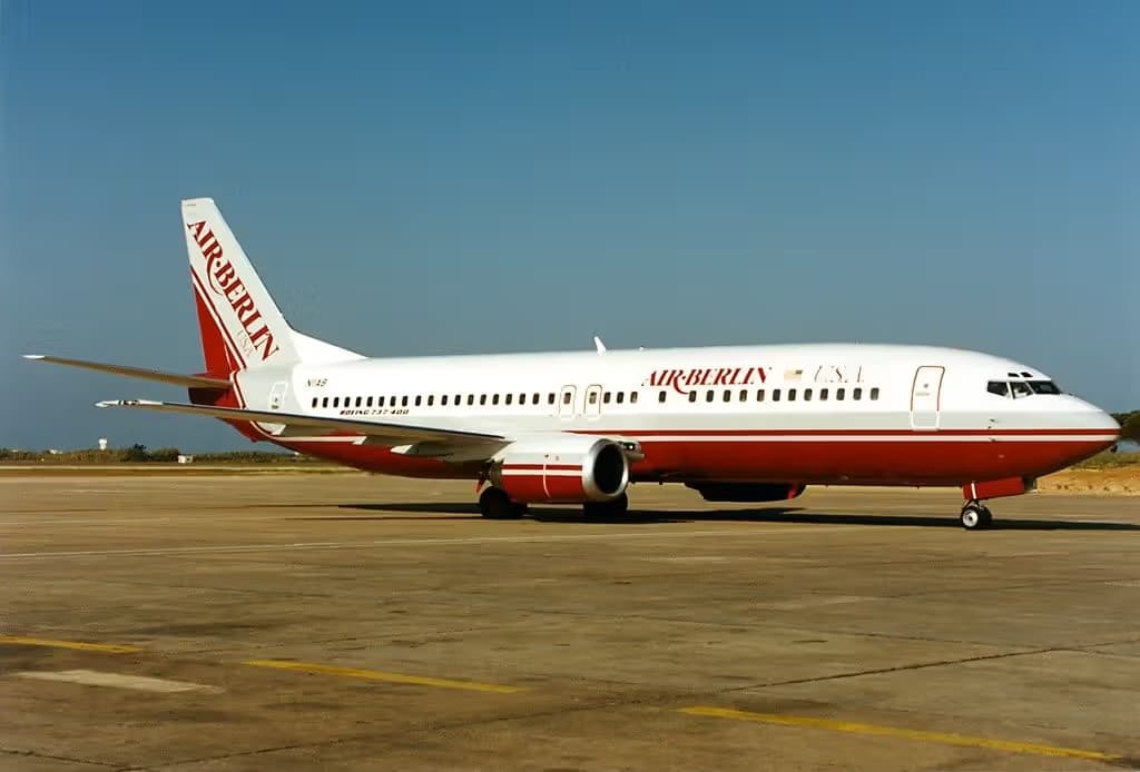 N11AB — Boeing