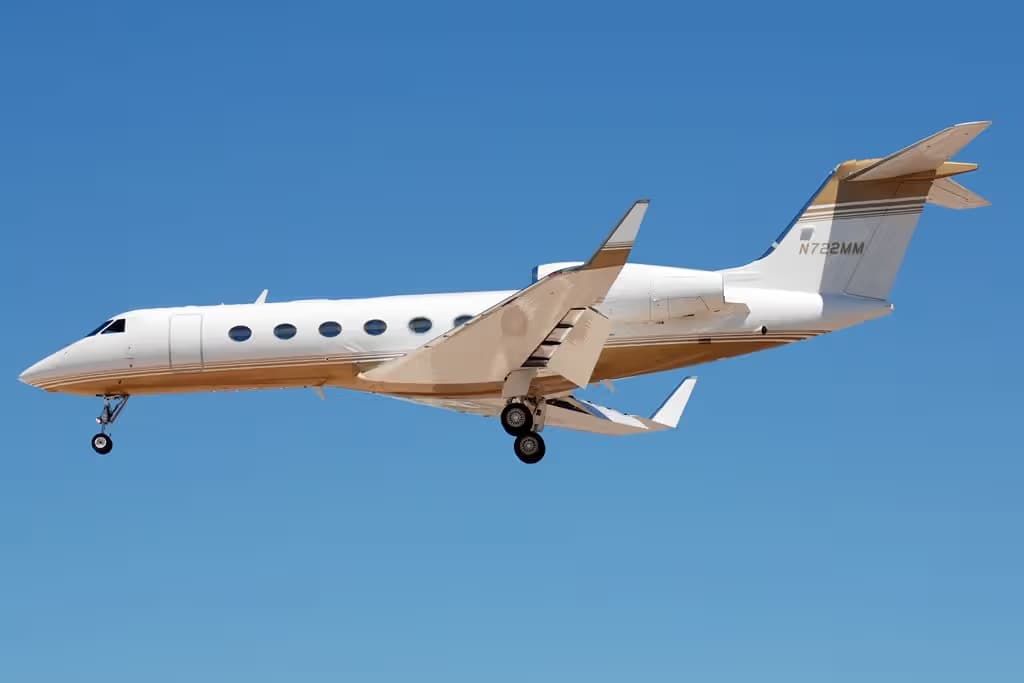 N722MM — Business jet