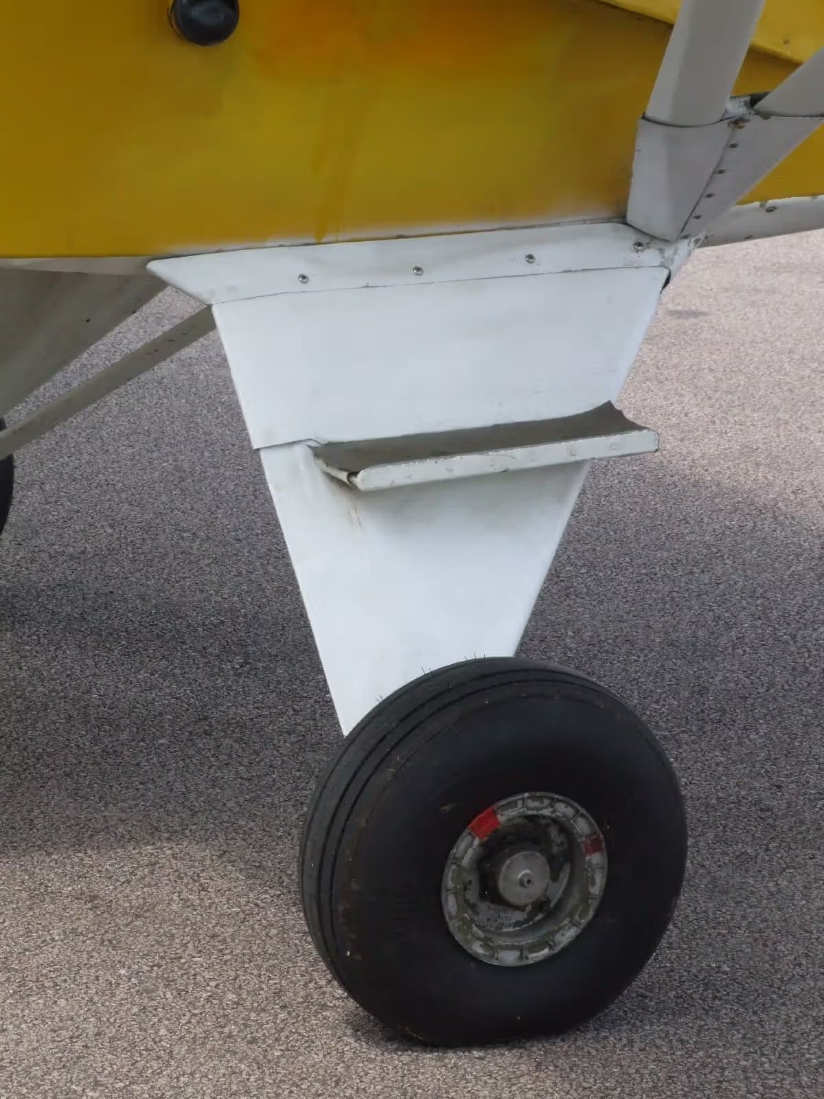 G-AWLI — Aircraft