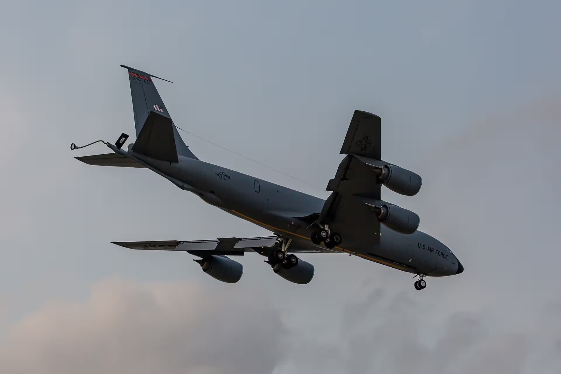Unidentified — Aircraft