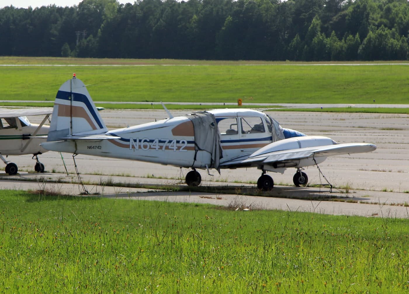 N64742 — Twin-engine aircraft
