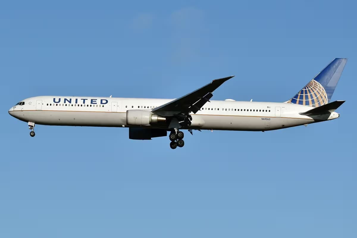 N69063 — Boeing