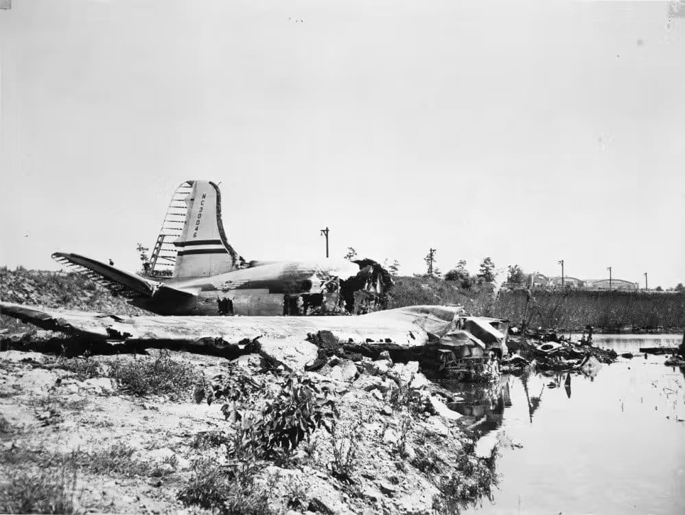 Unidentified — Aircraft