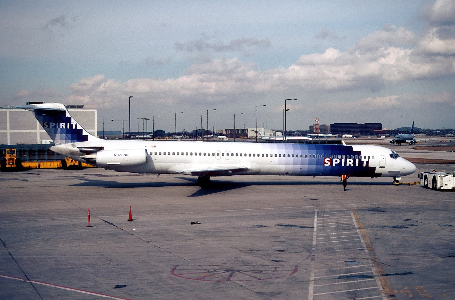 N826NK — Douglas