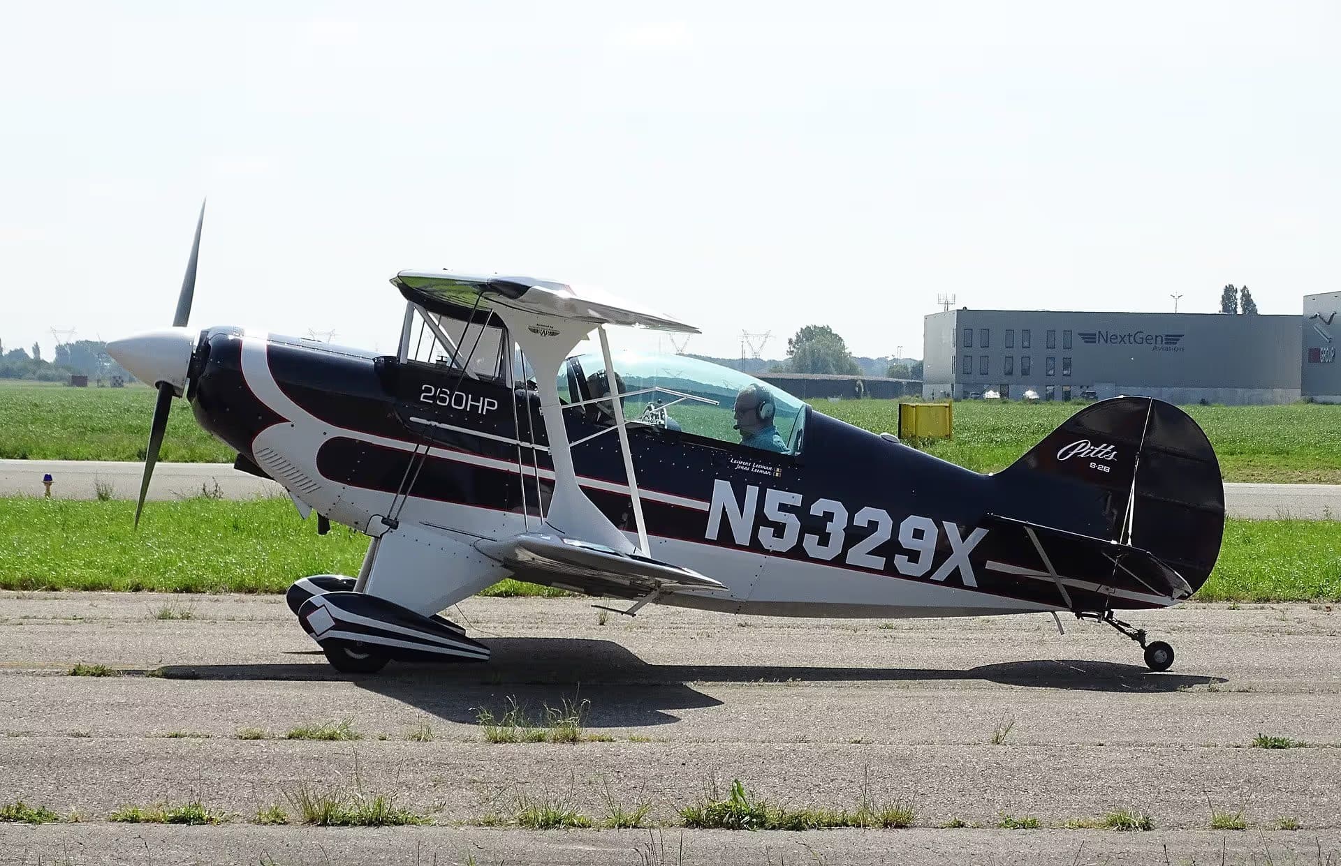 N5329X — Aircraft
