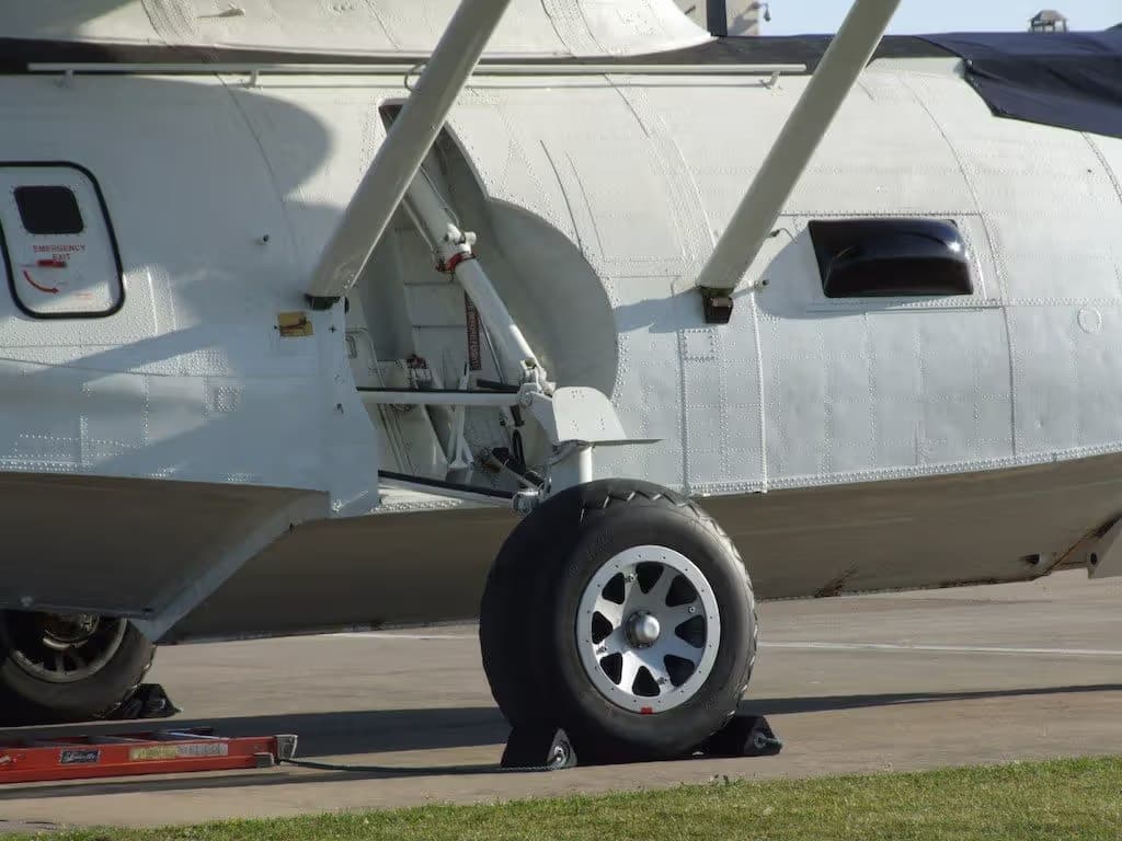 Unidentified — Aircraft