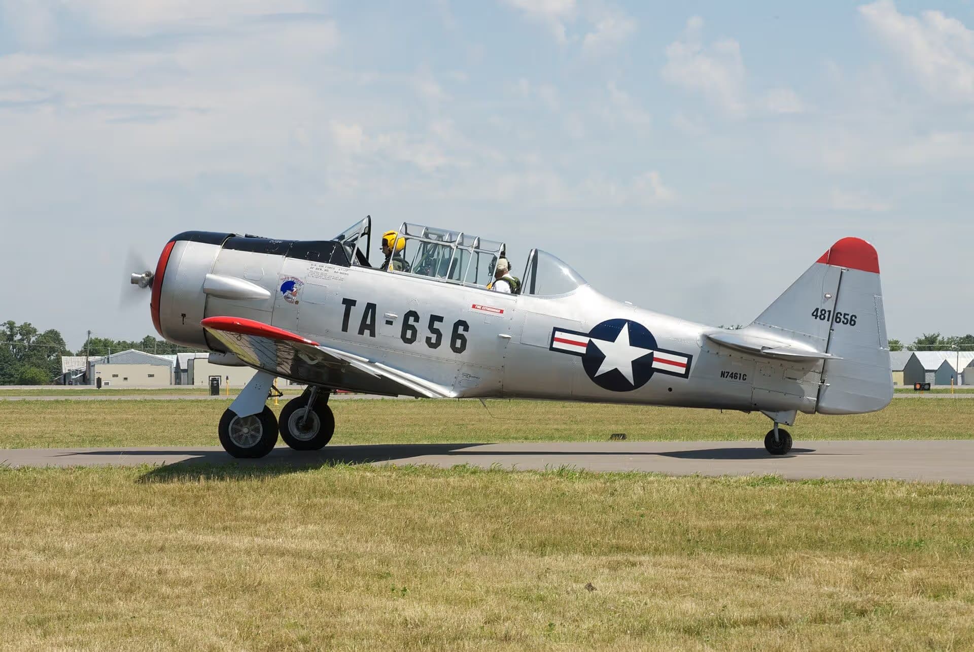 N7461C — Aircraft