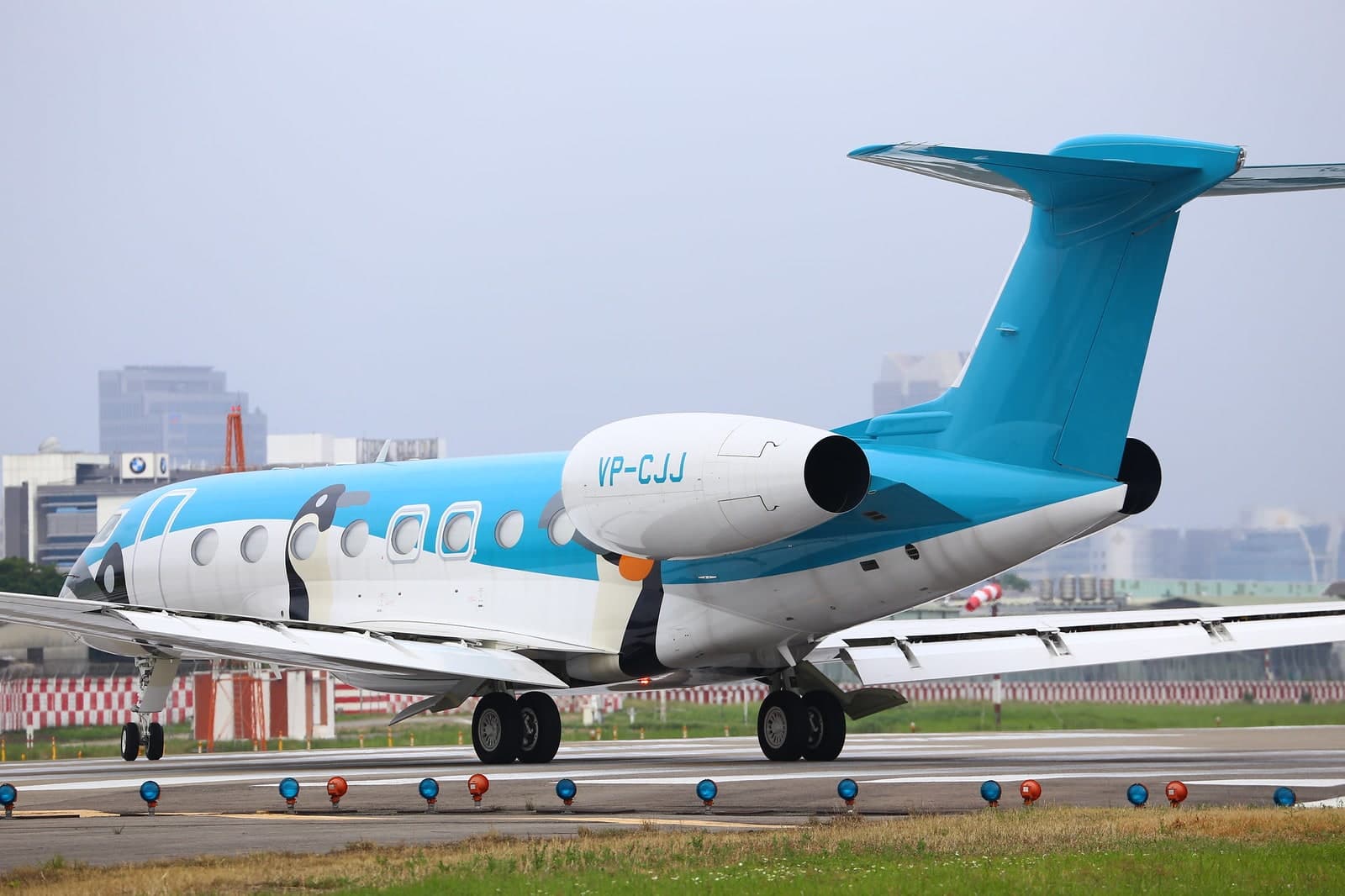 VP-CJJ — Business jet