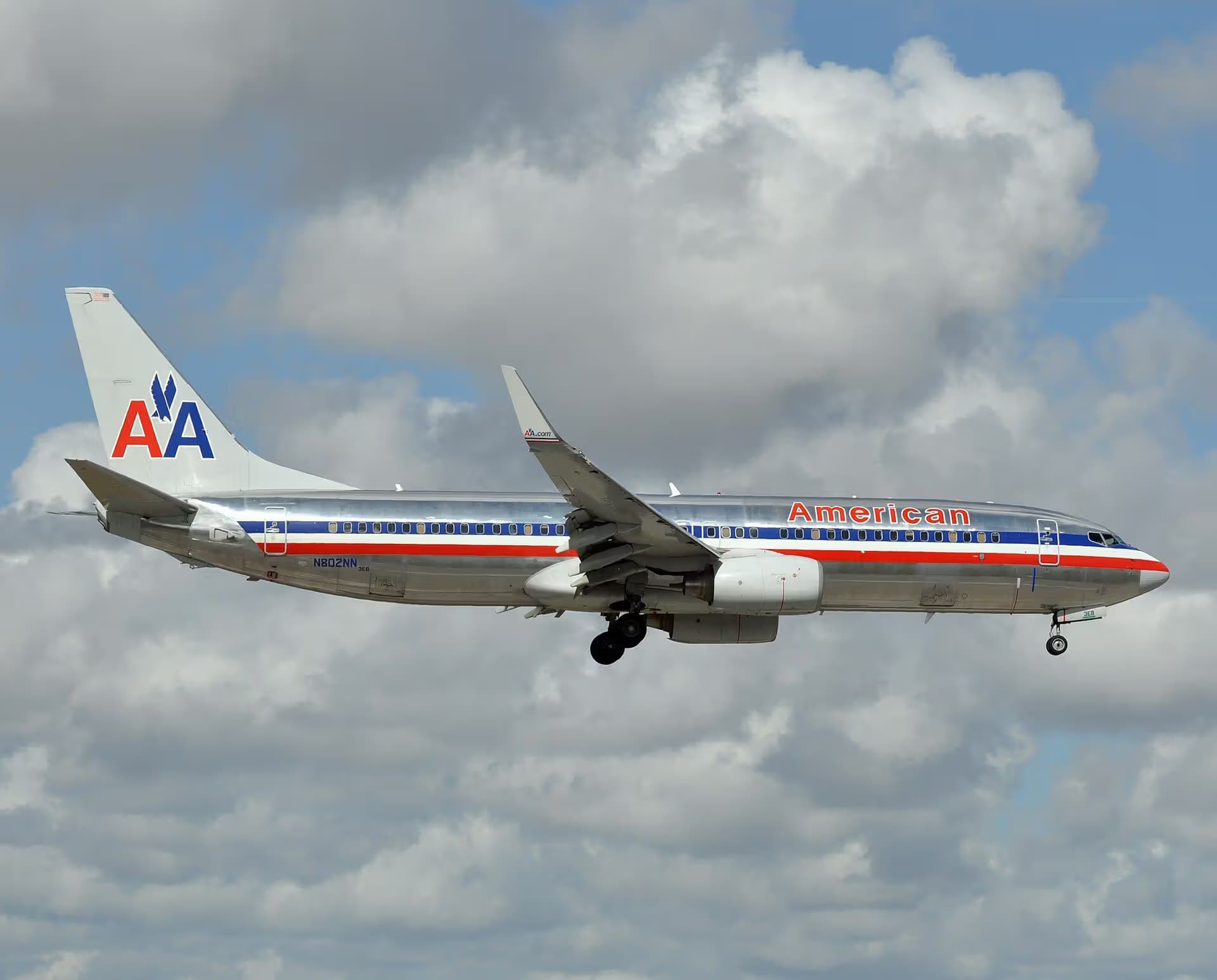 N802NN — Boeing