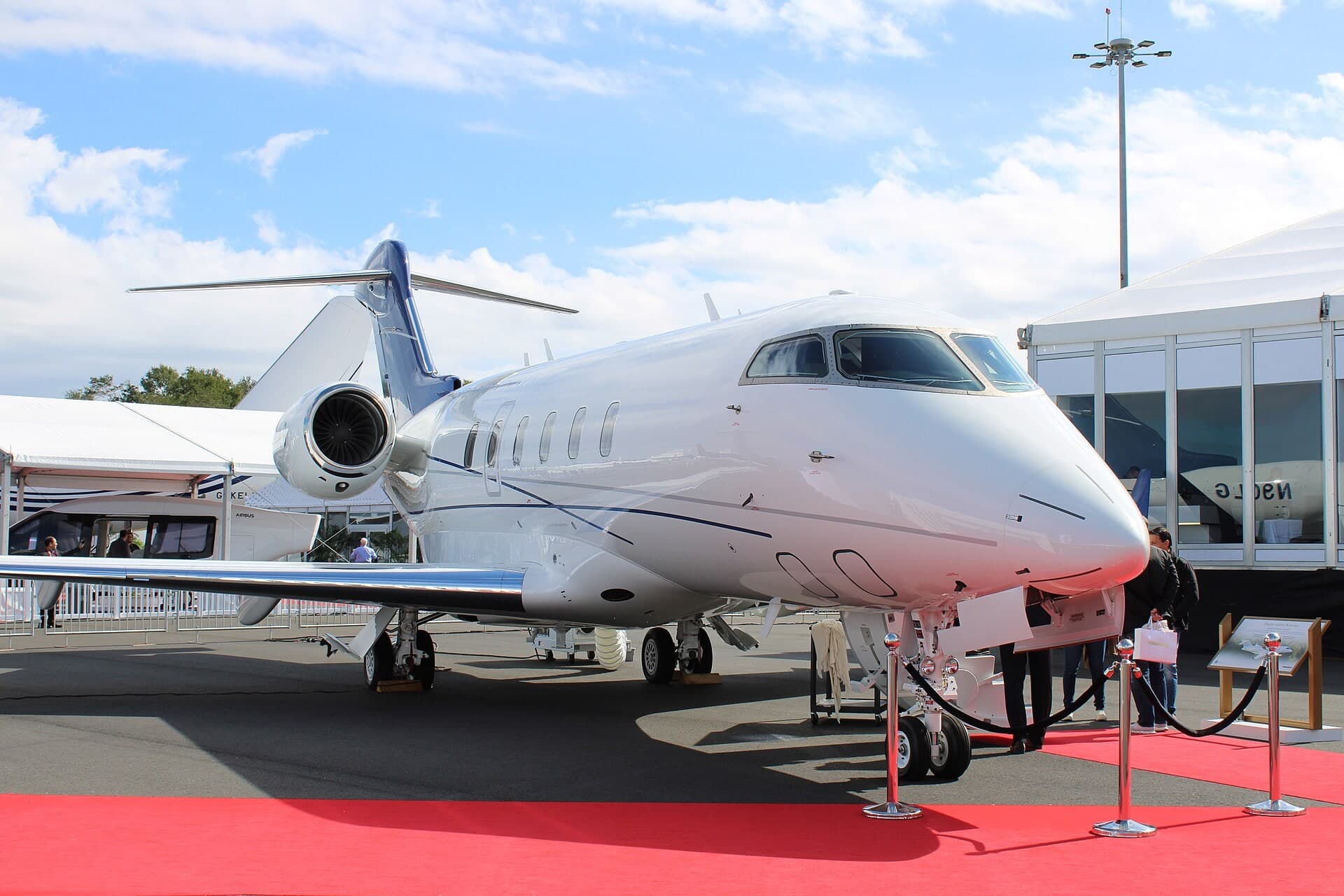 N90LG — Airbus